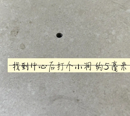 渠县瓷砖空鼓维修公司专业解答在瓷砖铺贴过程中，如果砂料搅拌不均匀，将会带来以下问题